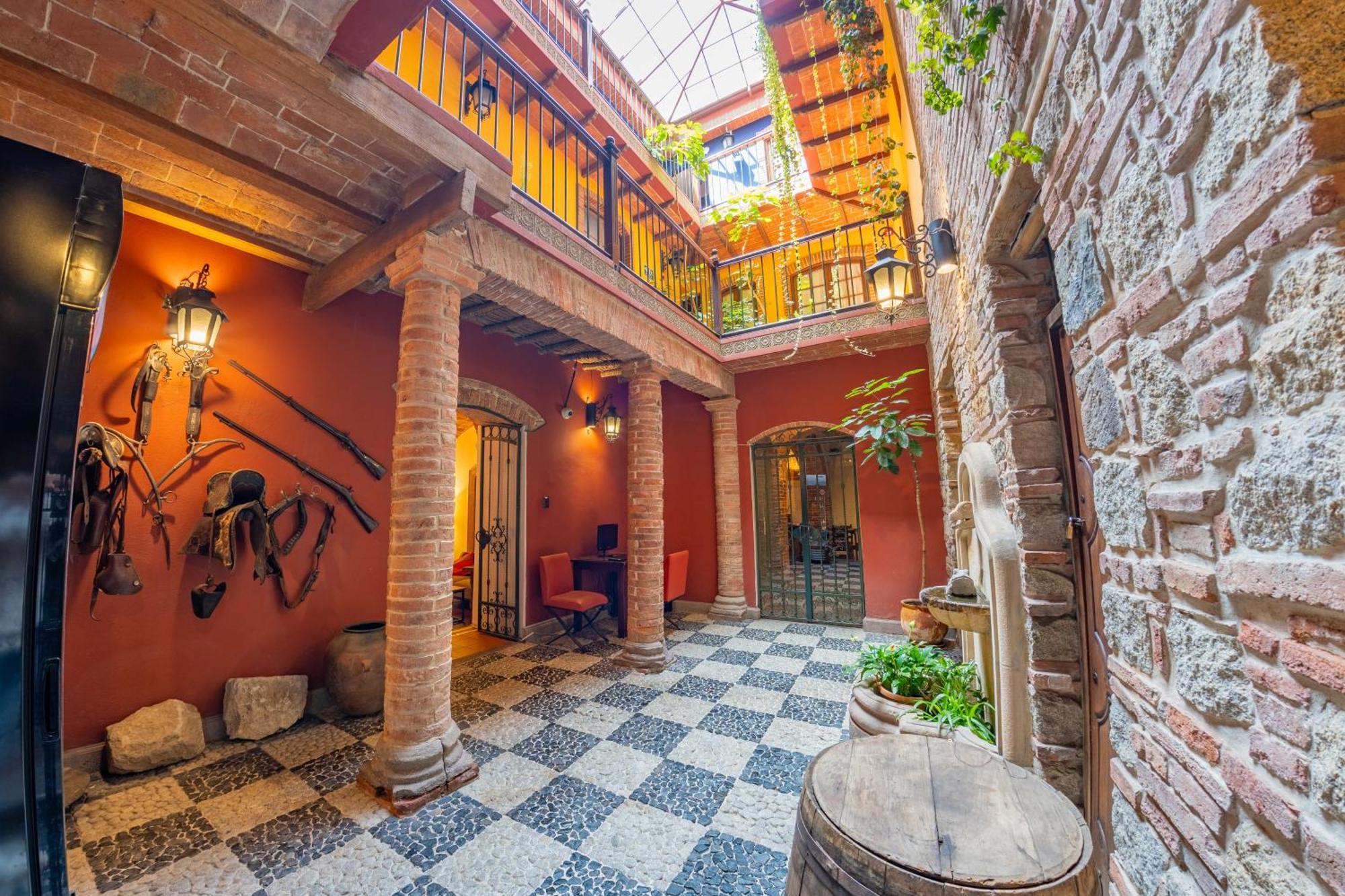 La Casona Boutique Hotel 4*